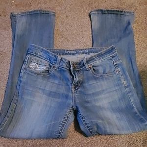 Awesome cowgirl Tuff Jean's. 31 womans